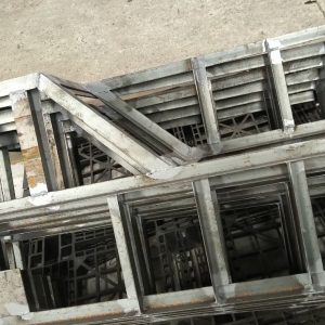 Khung xương bậc lên xuống